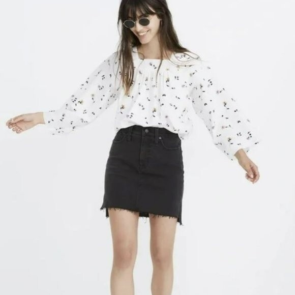 MADEWELL Size 23 Black Charcoal Denim Jean Mini Skirt Frayed Step Hem Stretch - Picture 1 of 6